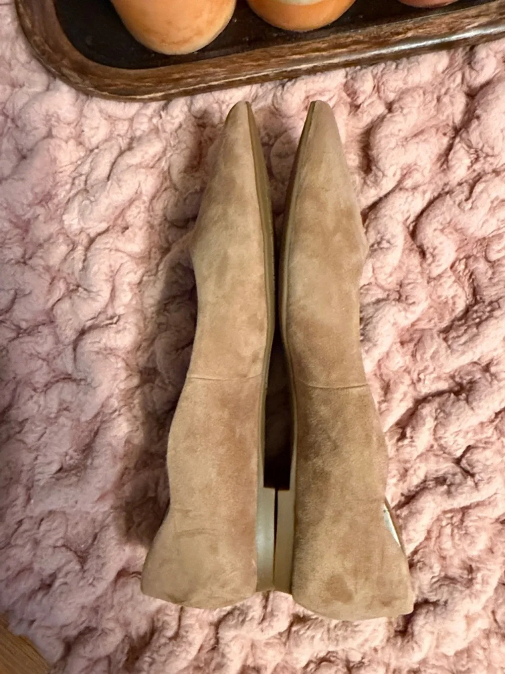 Gianni Bini suede pointed